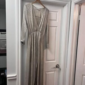 Shimmery Silver V-Neck Long Sleeve Maxi Dress